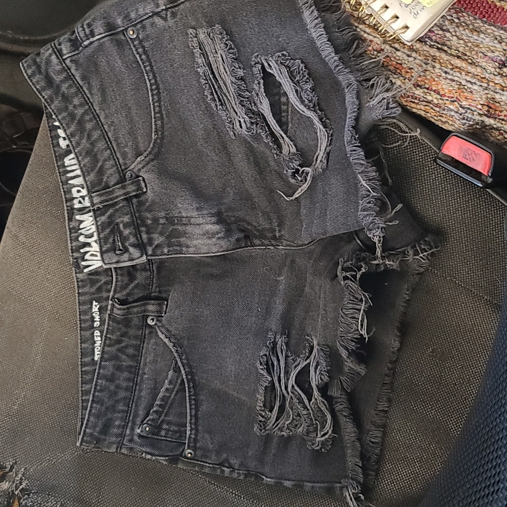Volcom shoets